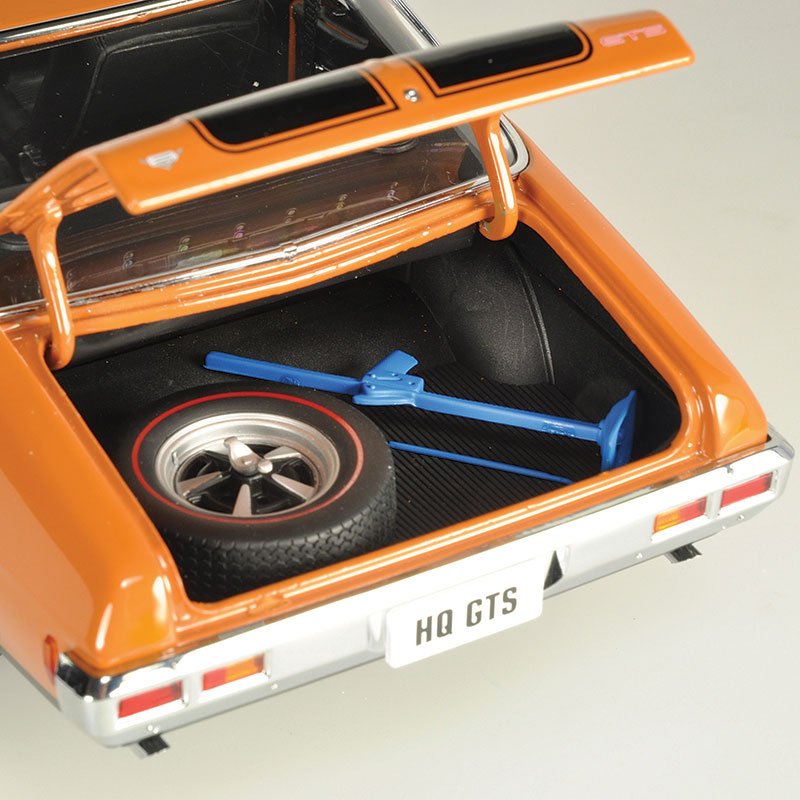1/18 Holden HQ Monaro GTS Coupe Russet (350ci engine)