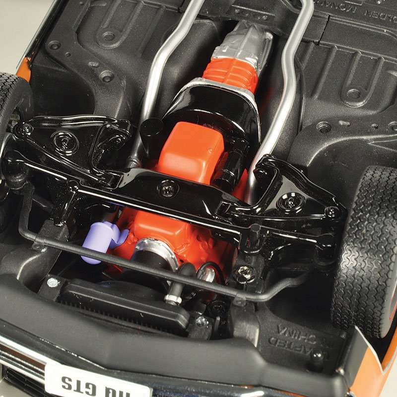 1/18 Holden HQ Monaro GTS Coupe Russet (350ci engine)