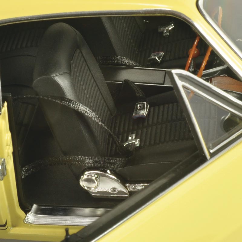 1/18 Holden HK Monaro GTS 327 - Warwick Yellow
