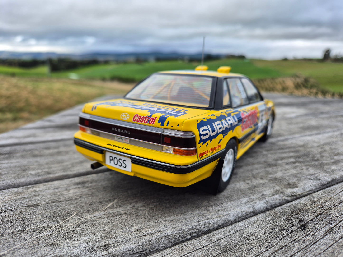 1/18 Subaru Legacy RS - Possum Borne 1992 Rally NZ