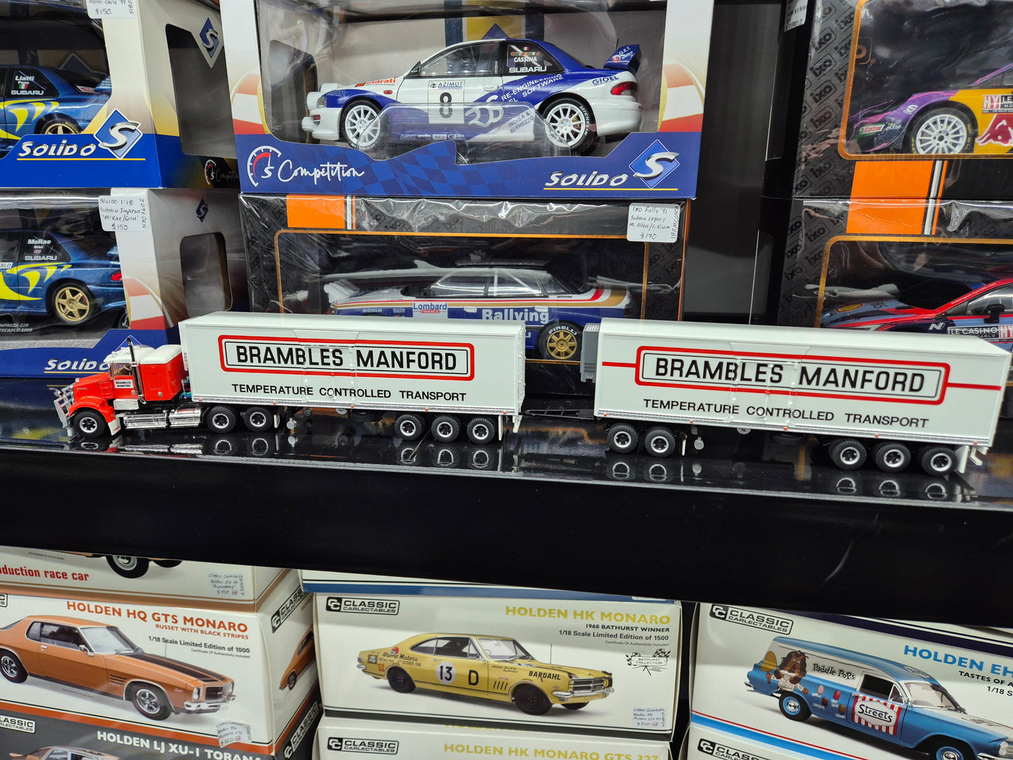 1/64 Brambles road train, Prime mover, Dolly and two trailers