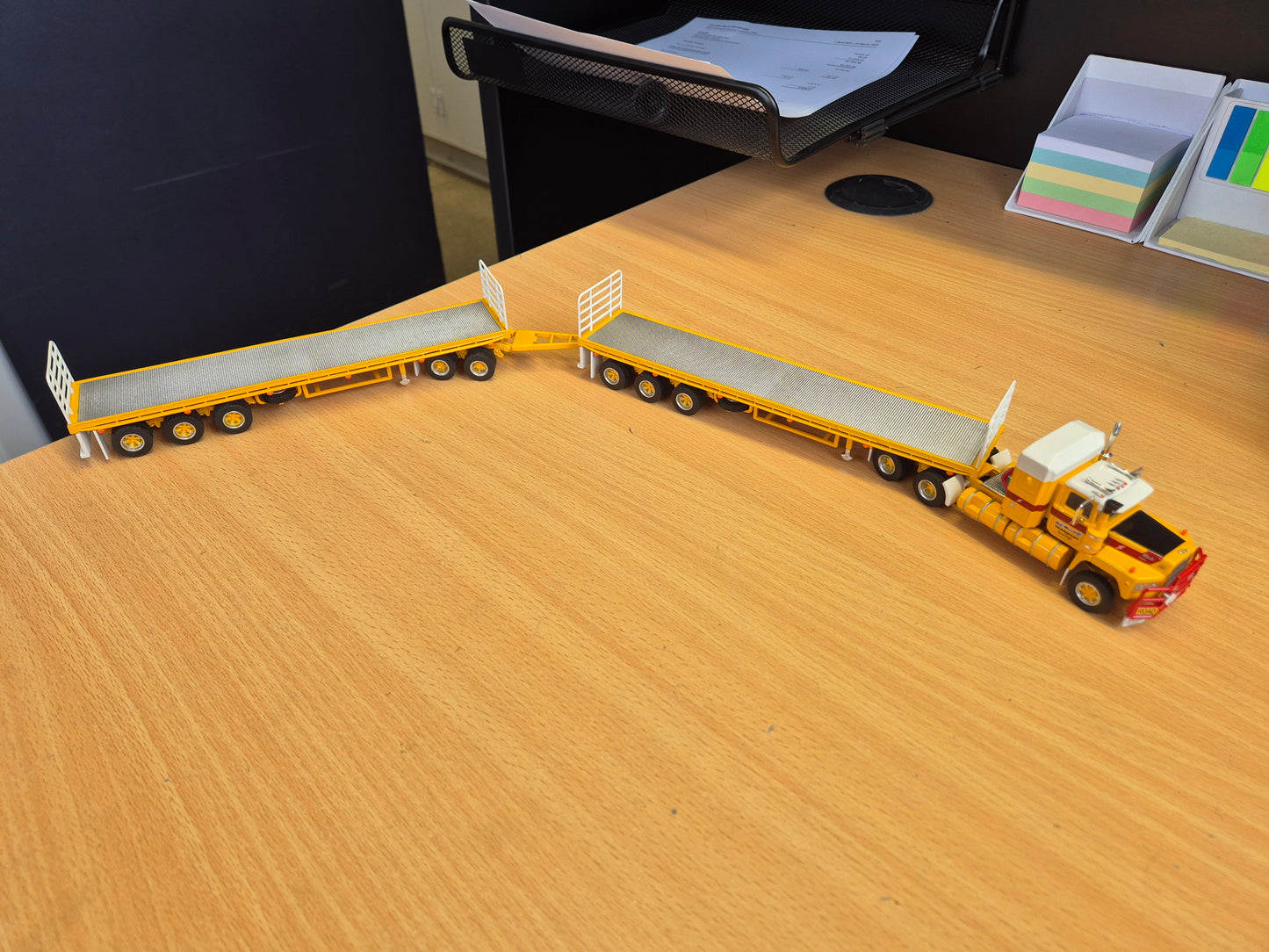 1/64 Neil Mansell Transport road train, Prime mover, Dolly and two trailers