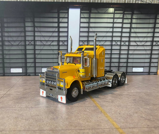 1/50 W900 Chrome Yellow