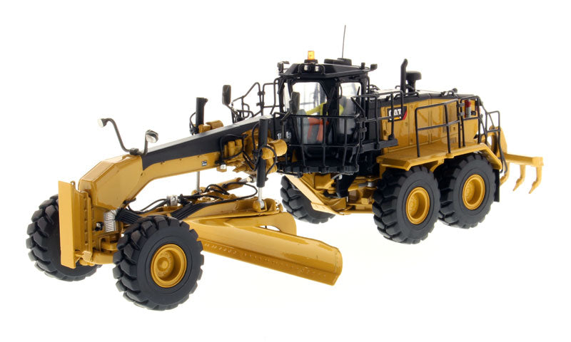 1/50 Cat 18M3 Motor Grader
