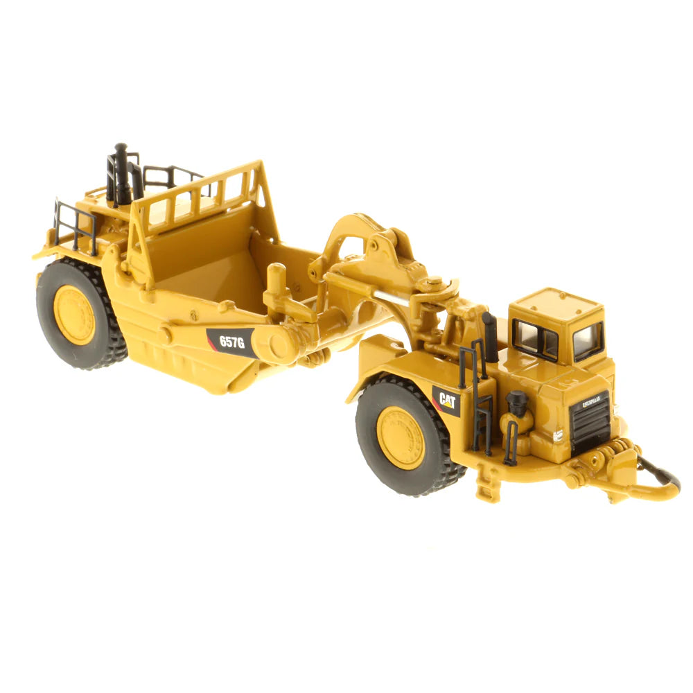 1/125 Cat 657G Tractor Scraper