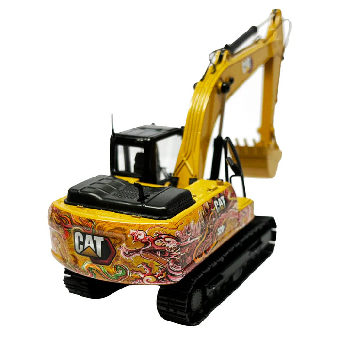 1/50 Cat 320 GX Dragon Excavator