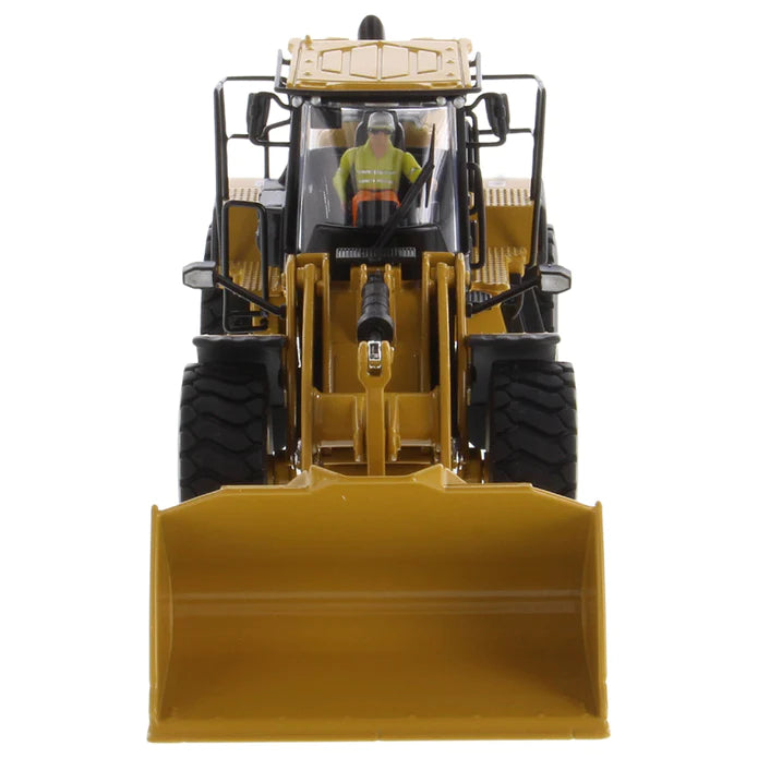 1/50 Cat 972 XE Wheel Loader High Line Series