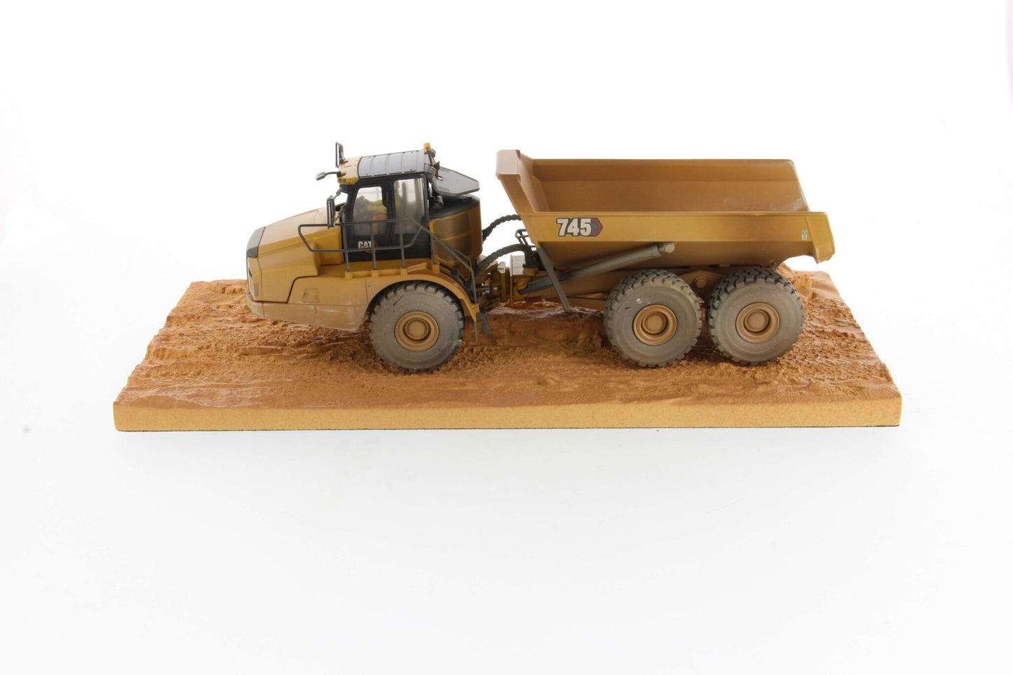 1/50 Cat Weathered 745 Articulated Truck