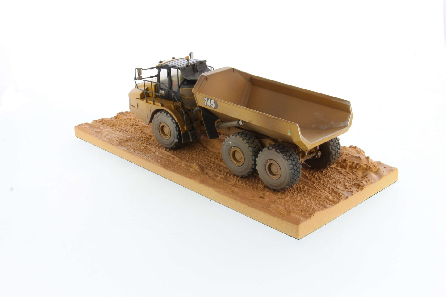 1/50 Cat Weathered 745 Articulated Truck