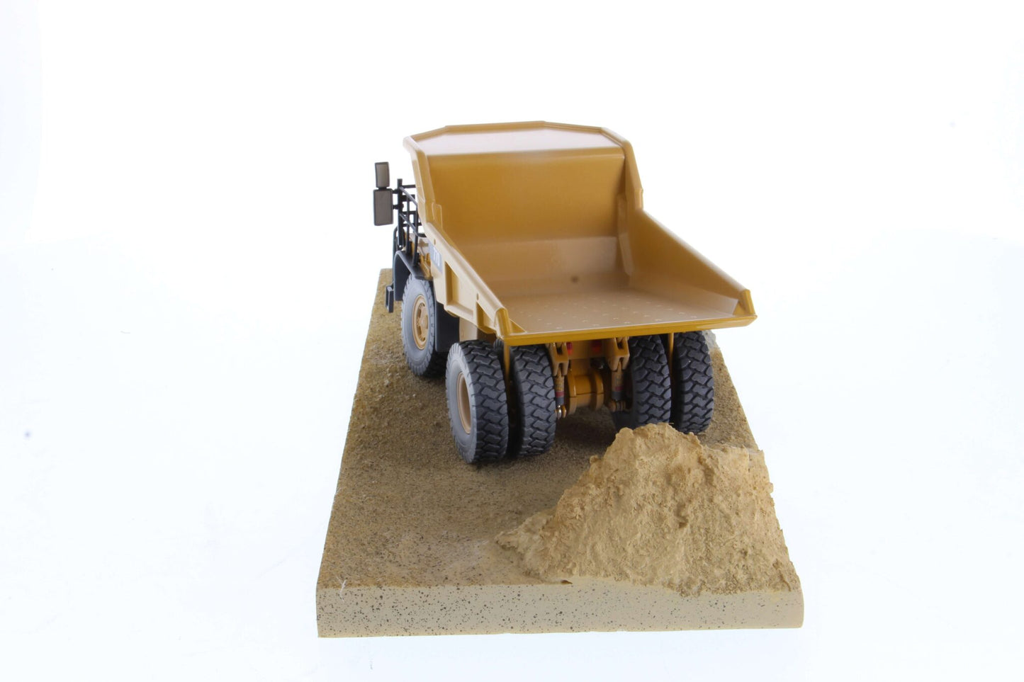 1/50 Cat Weathered 770 Off-Highway Road Truck