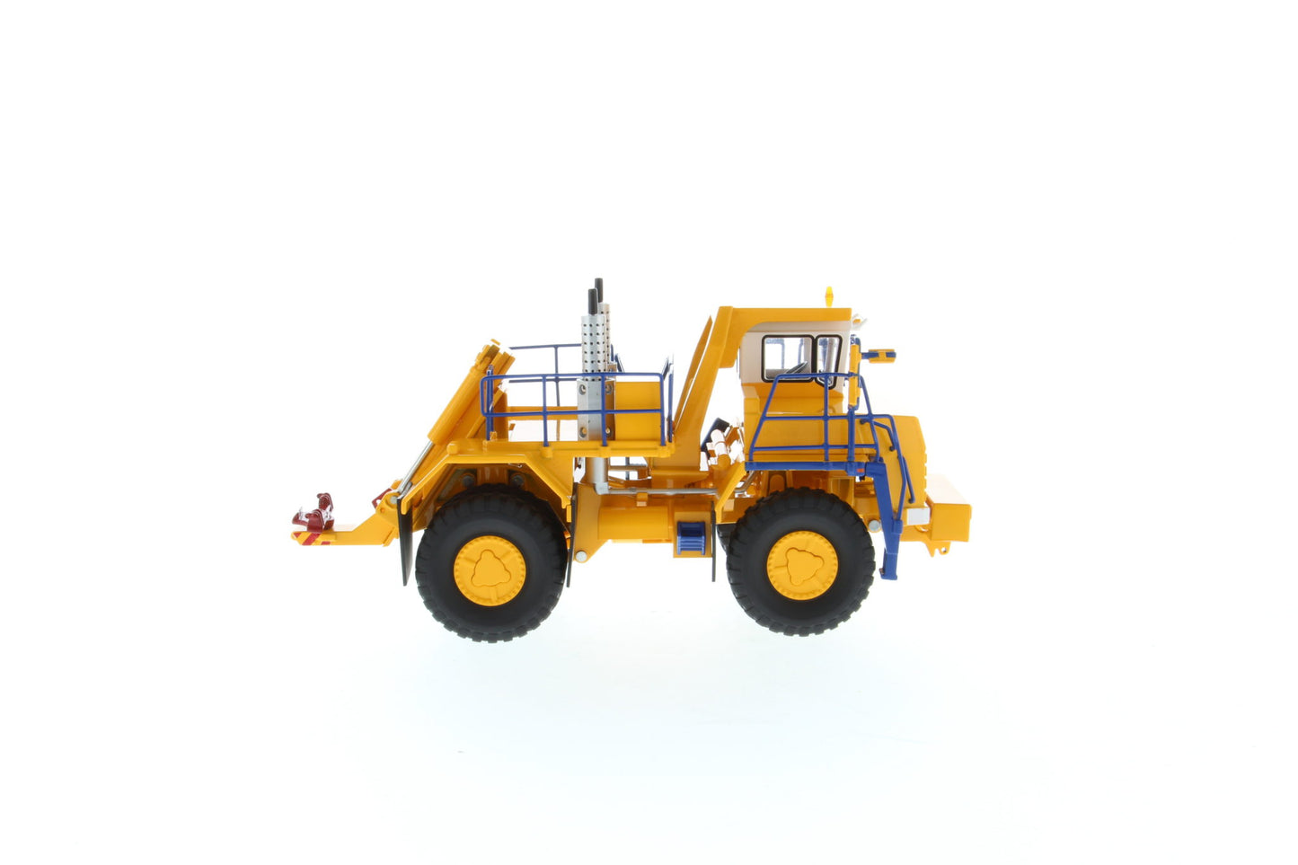 1/50 Belaz Medium Recovery Tractor 74470