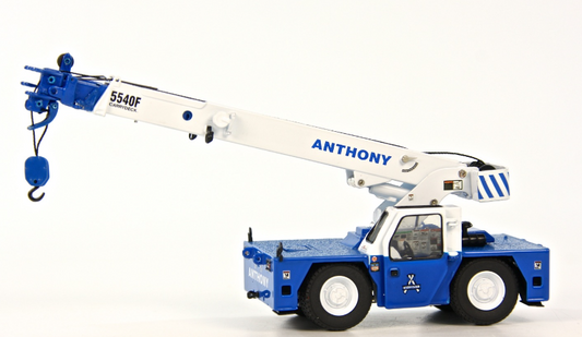 1/50 Shuttlelift 5540F Carrydeck Crane - Anthony