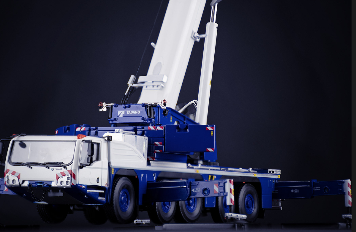 1/50 Tadano AC 5.250-1