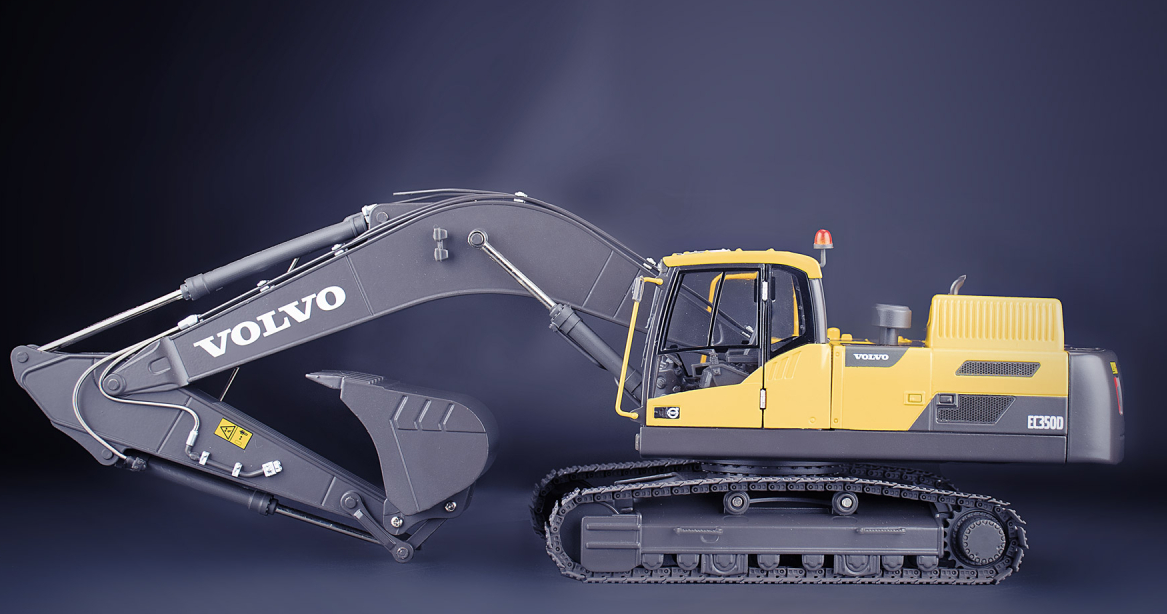 1/32 Volvo EC350D