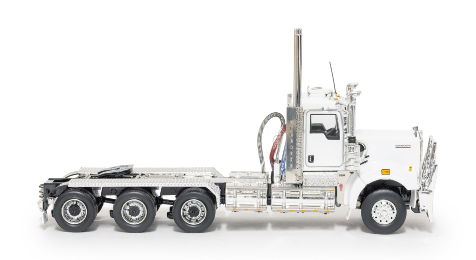 1/50 C509 Kenworth White/Black Tri-drive with sleeper