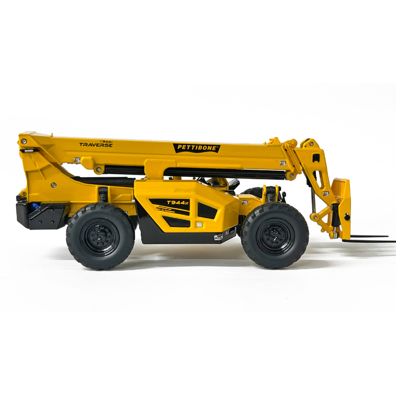 1/50 Pettibone Traverse T944X Telehandler