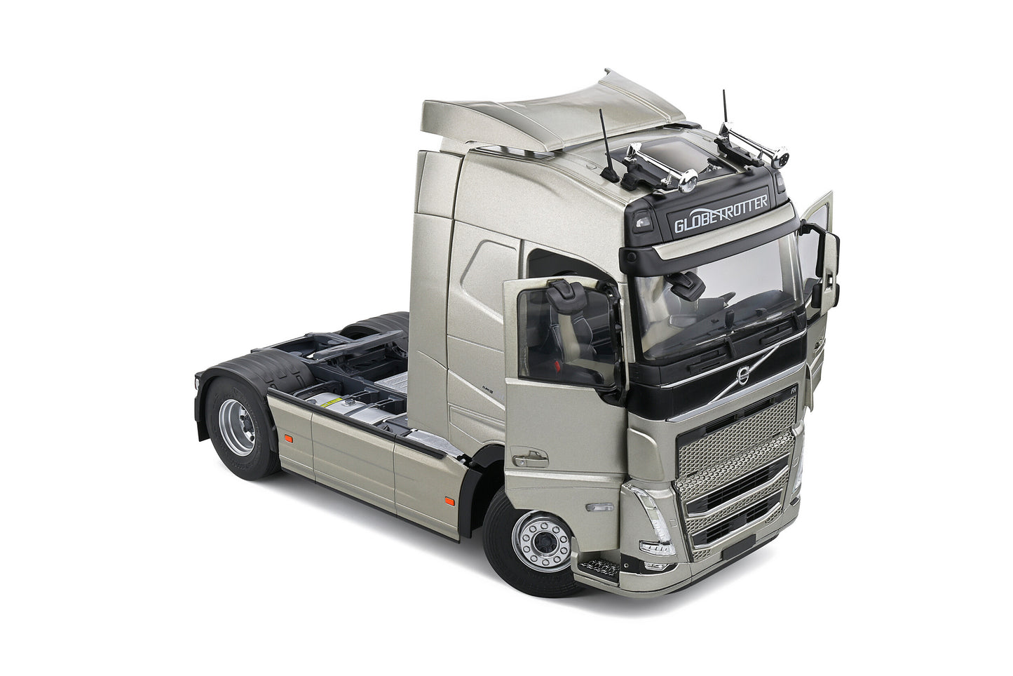 1/24 Volvo FH Globetrotter XL Nordic Light 2021