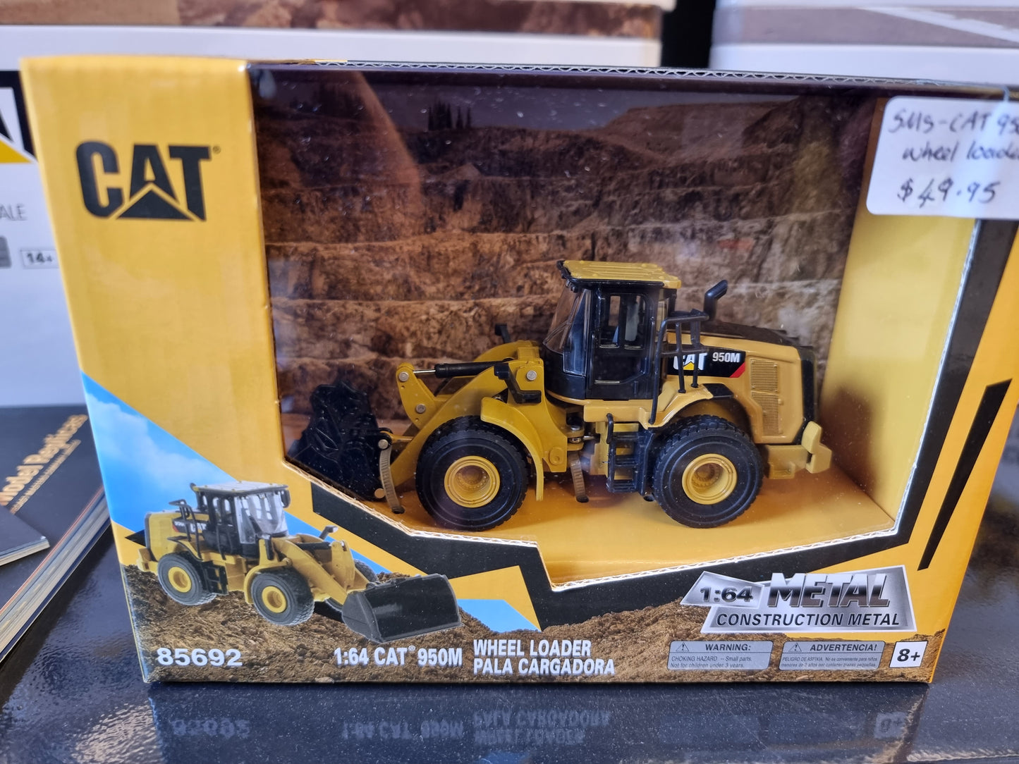 1/64 Cat 950M wheel loader