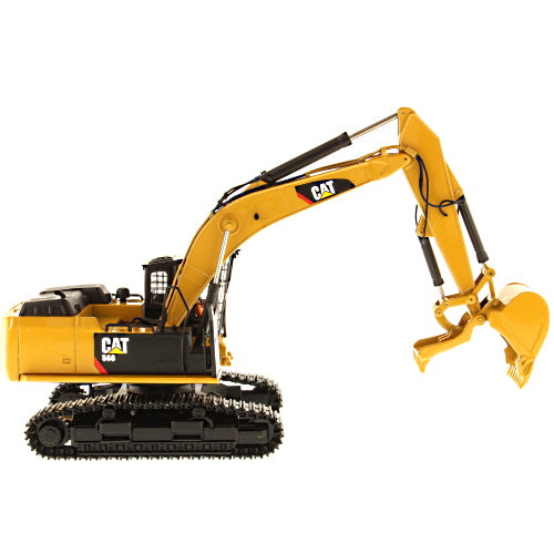 1/50 Cat 568 GF Road Builder (high line)