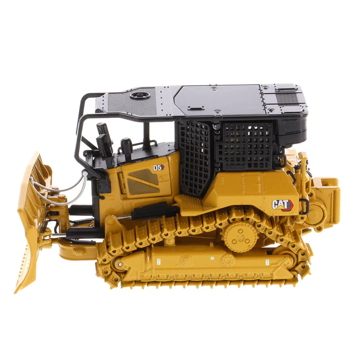 1/50 Cat D5 XR Fire Suppression Dozer
