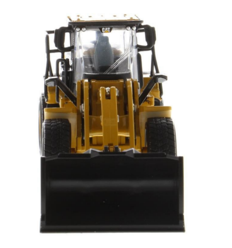 1/64 Cat 950M Wheel Loader With Log Fork (Toy)