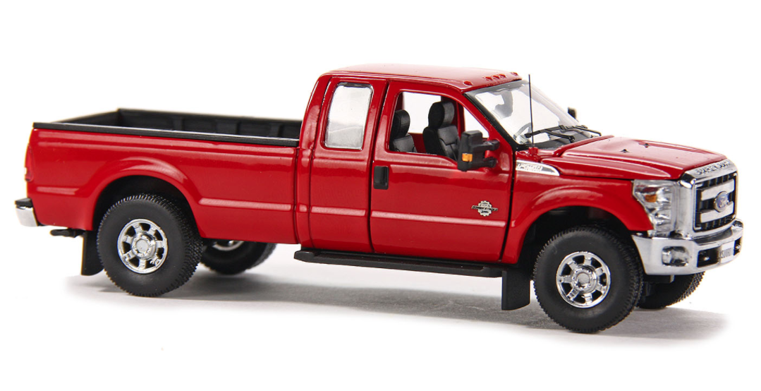1/50 Ford F250 Pickup truck super cab - Red/Chrome