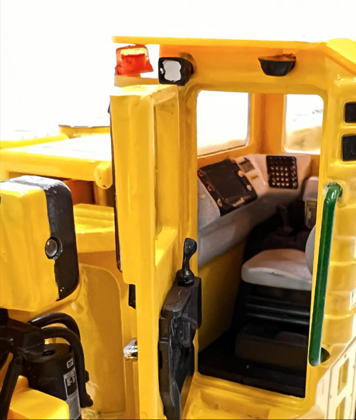 1/50 Komatsu WX22 Loader