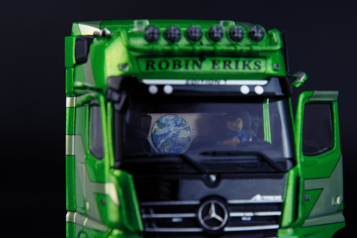 1/50 Mercedes Actros Robin Eriks