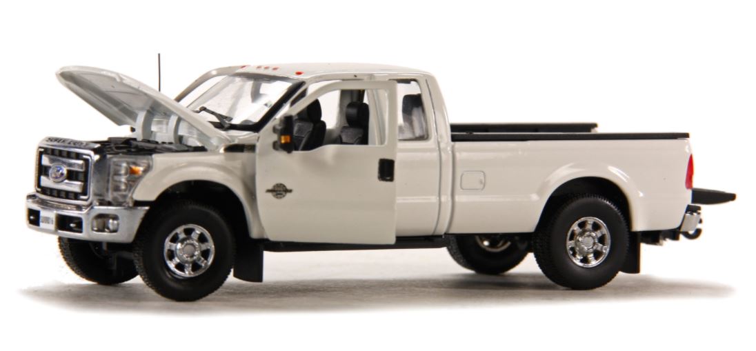1/50 Ford F250 Pickup truck super cab - White/Chrome