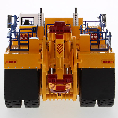 1/50 Belaz Large Recovery Tractor
