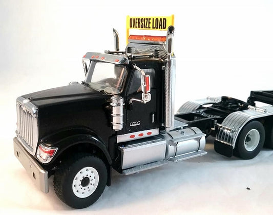 1/50 International HX520 Tandem Tractor Black