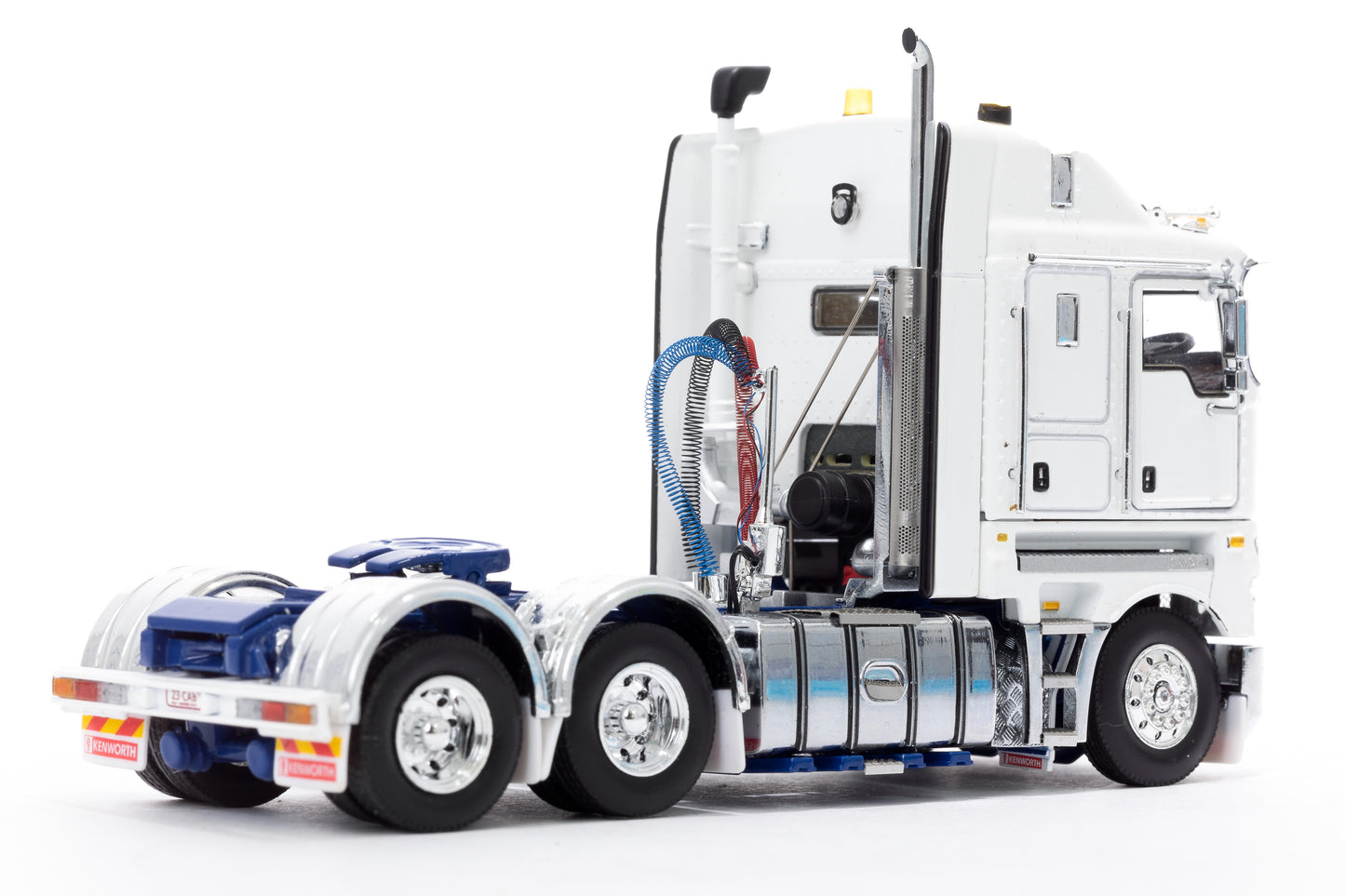 1/50 Kenworth K200 2.3 white/blue