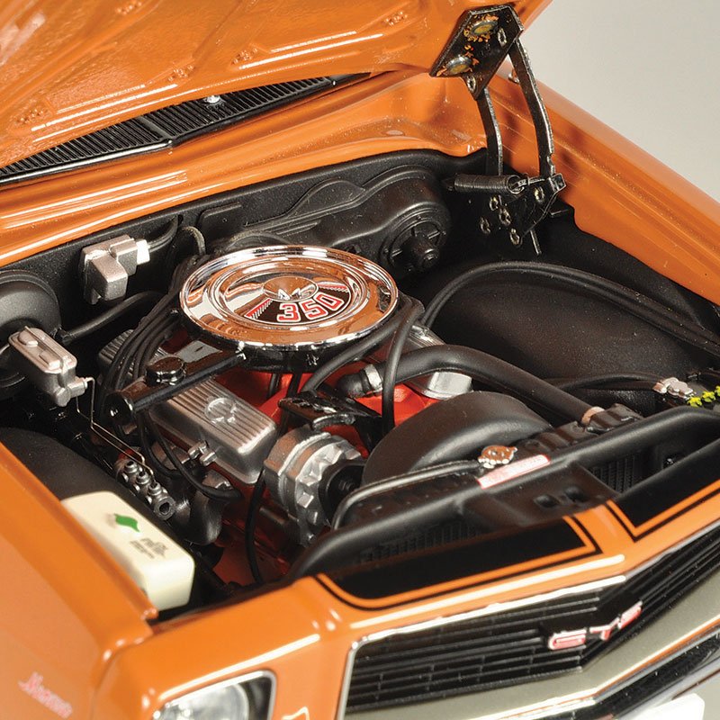 1/18 Holden HQ Monaro GTS Coupe Russet (350ci engine)