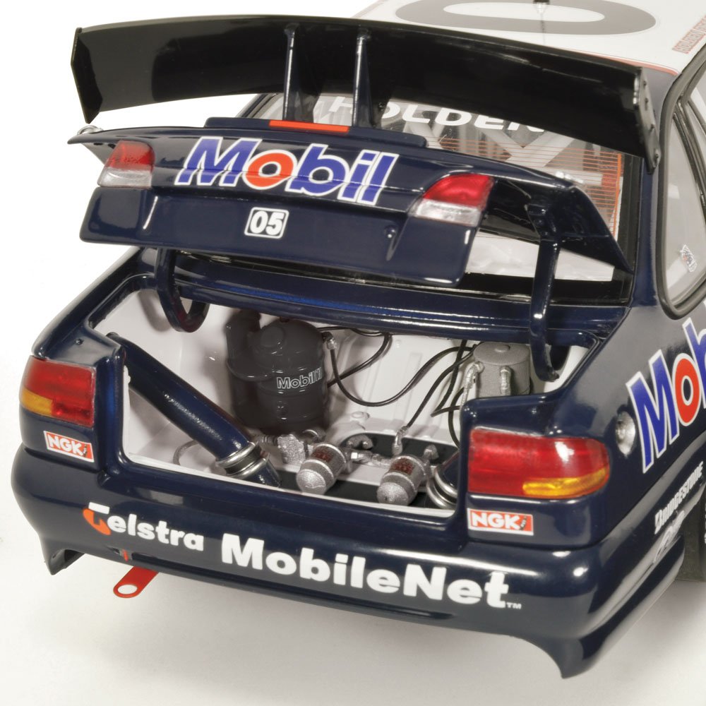 1/18 Holden VR Commodore 1995 Bathurst