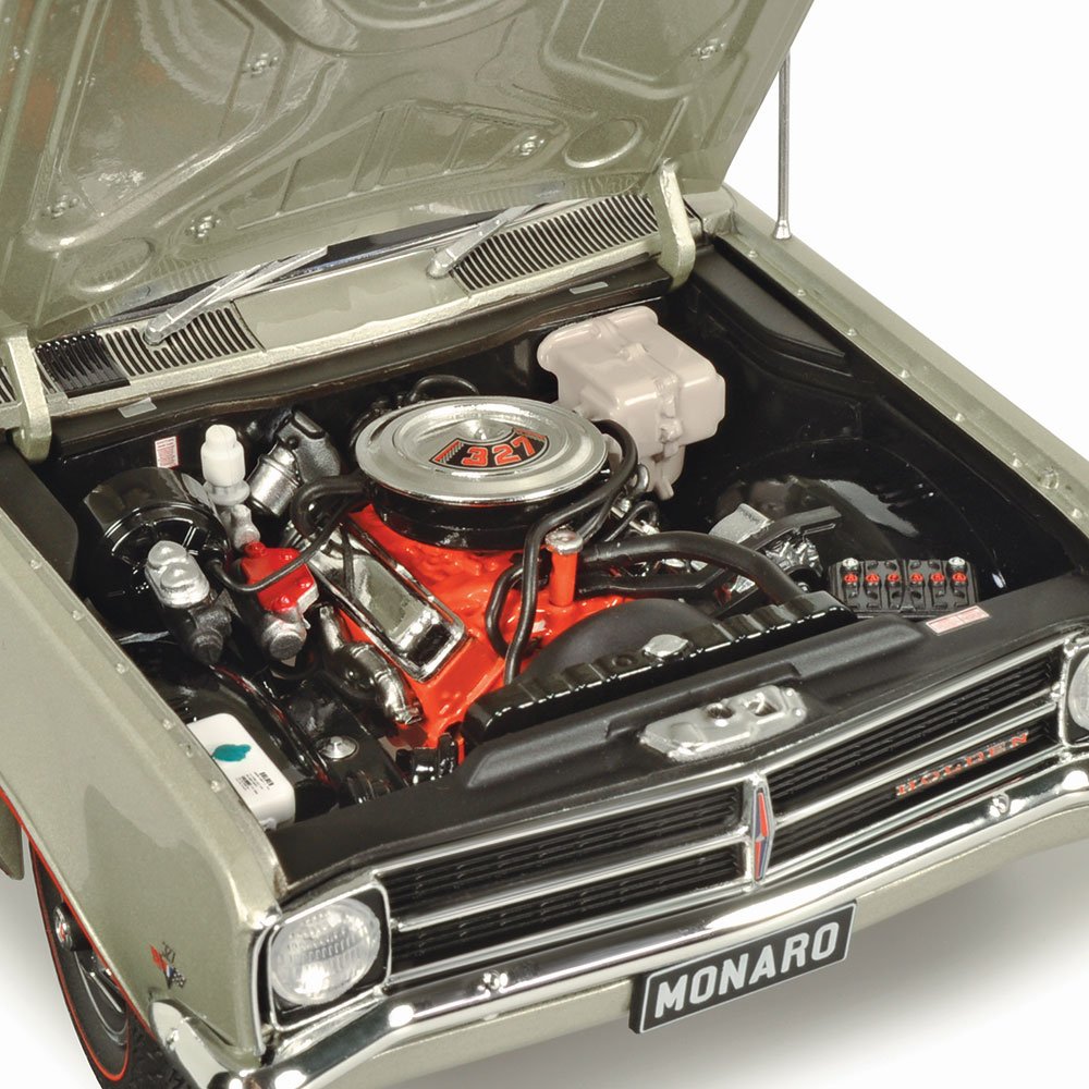 1/18 Holden HK Monaro - Silver Mink