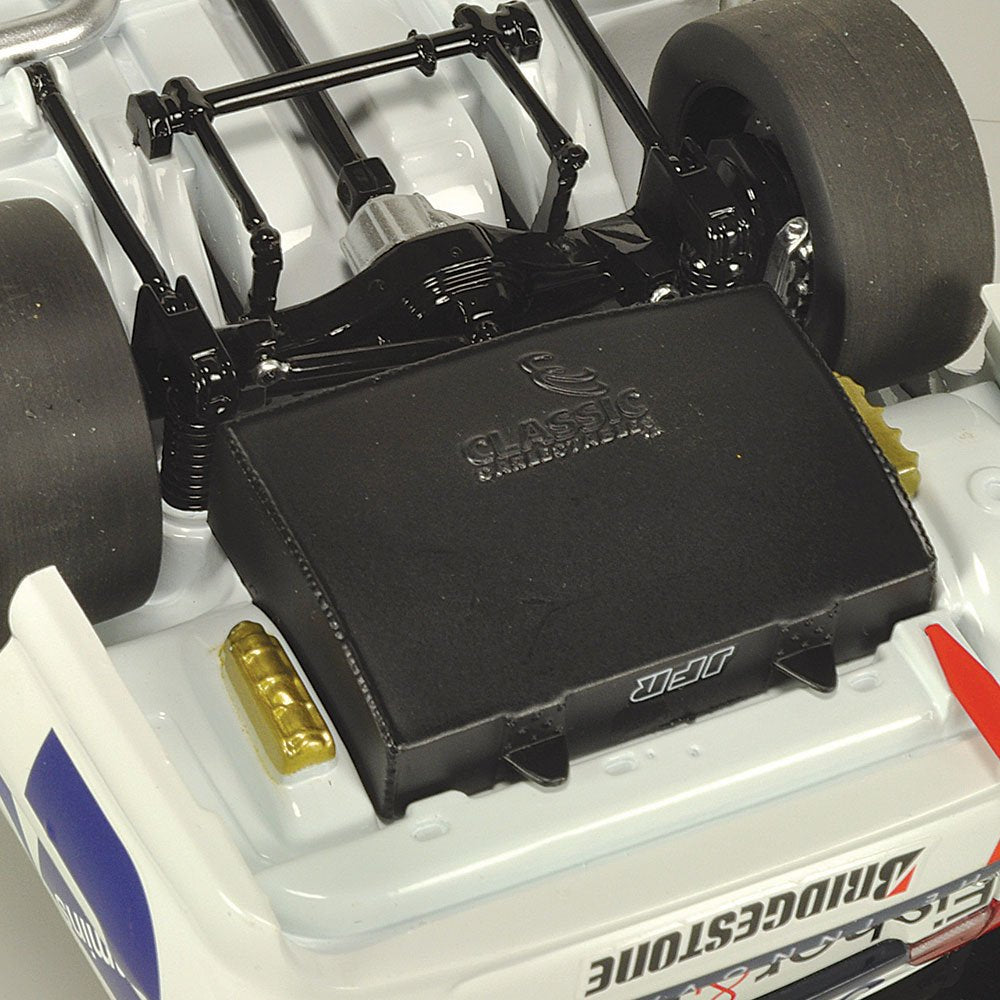 1/18 Holden VS Commodore - 1997 Bathurst Betta Electrical