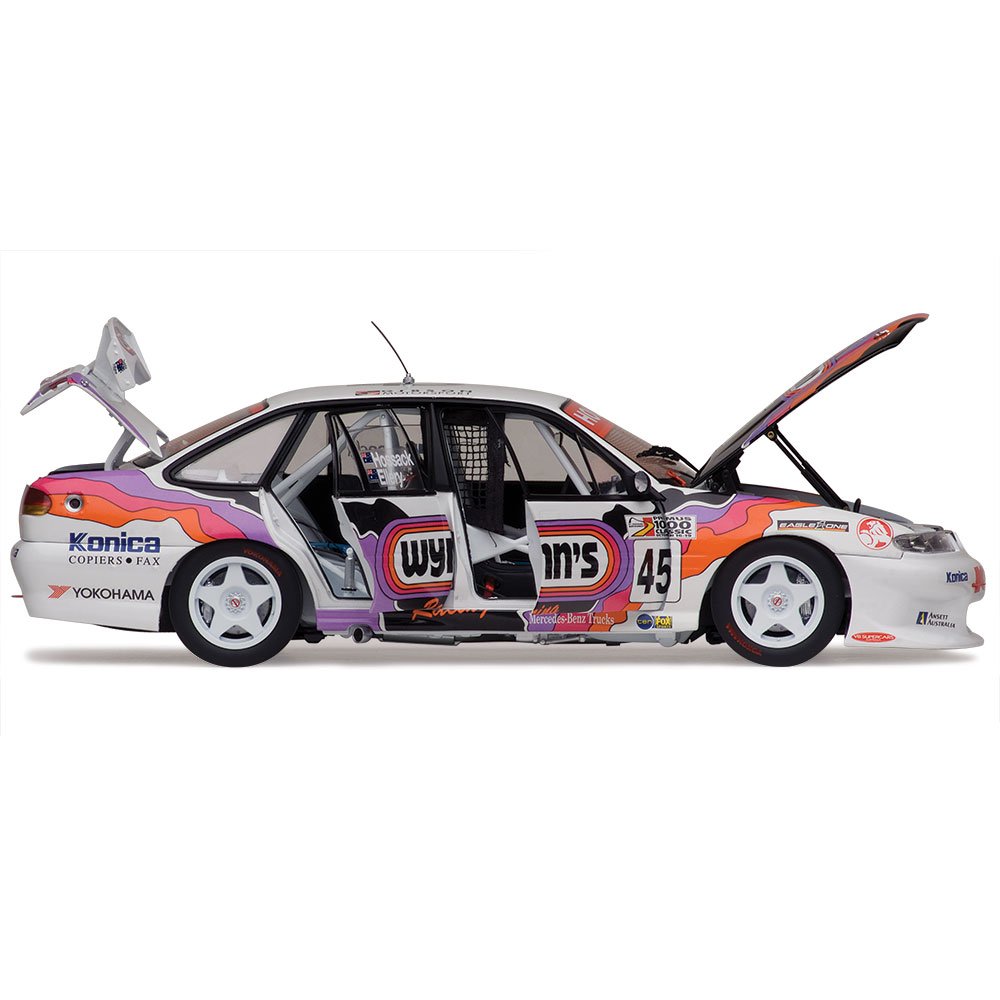 1/18 Holden VS Commodore 1997 Bathurst Wynns