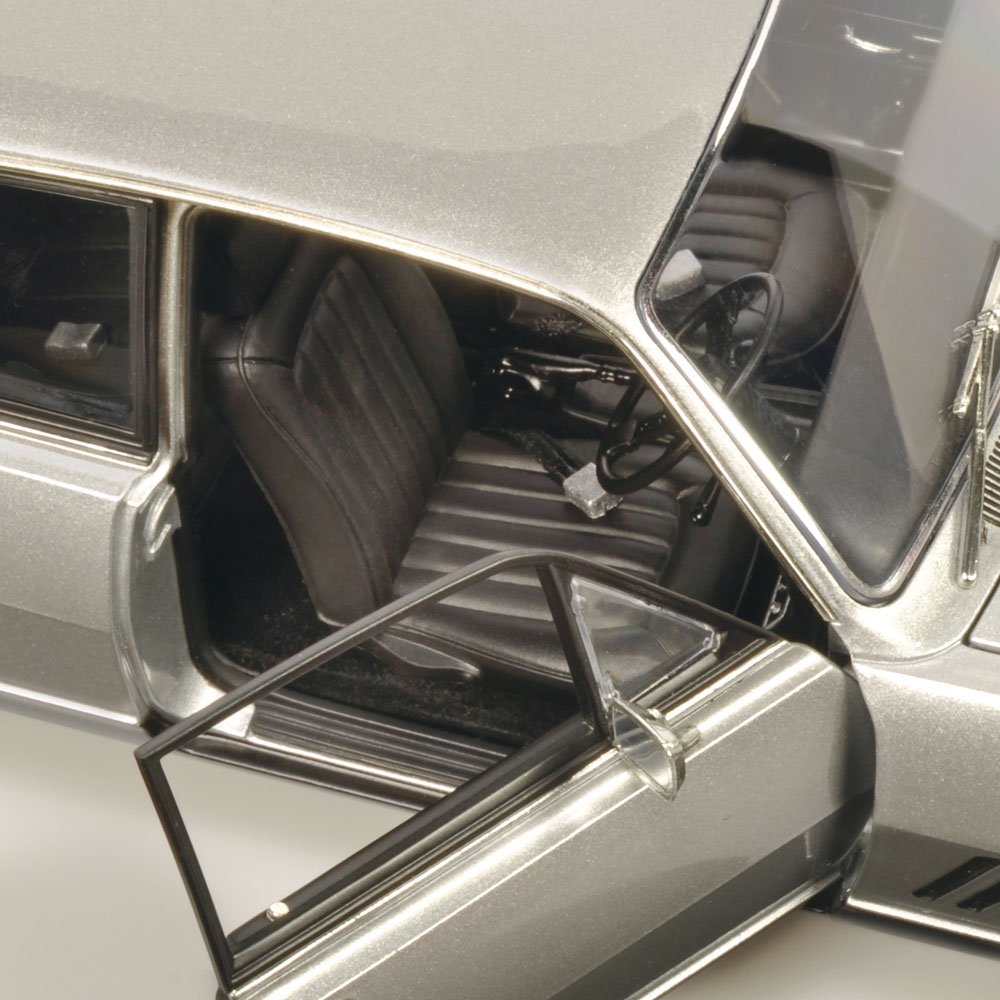 1/18 Holden LJ Torana XU-1  Baroda Silver  18866