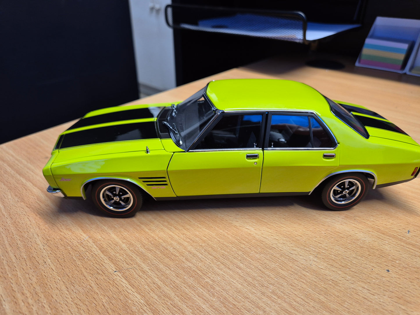 1/18 Holden HQ Monaro GTS Sedan Barbados Green with Black Stripes