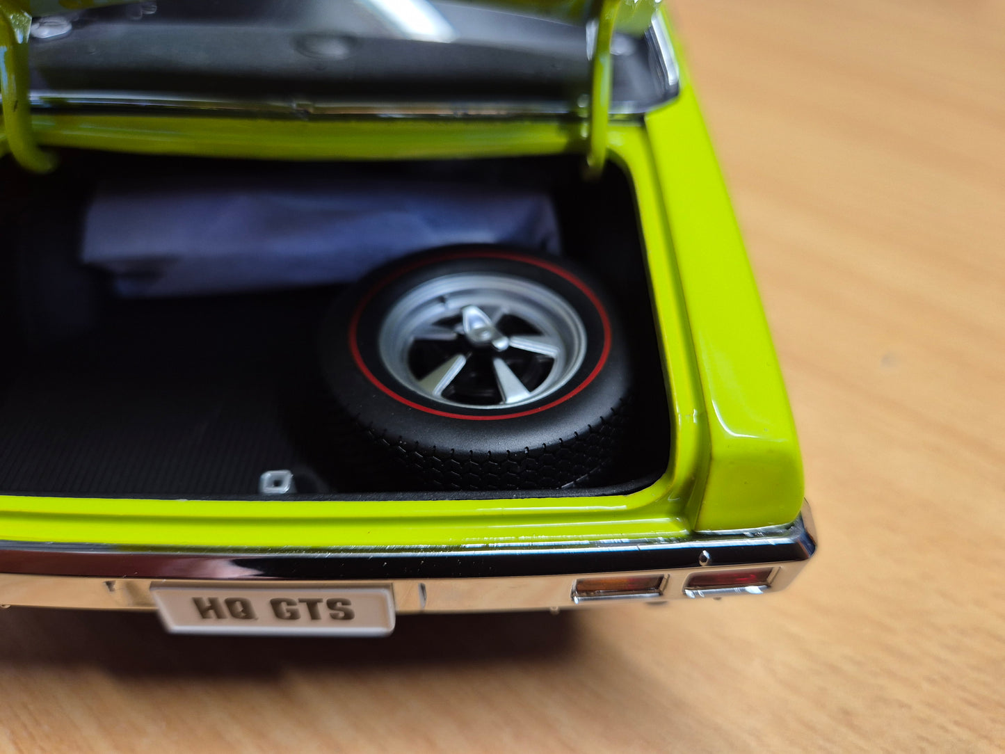 1/18 Holden HQ Monaro GTS Sedan Barbados Green with Black Stripes