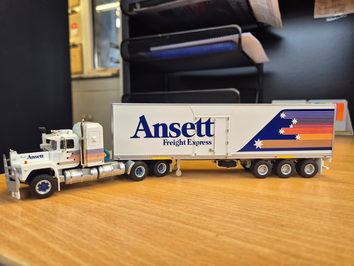 1/64 Ansett Freight Express 12036