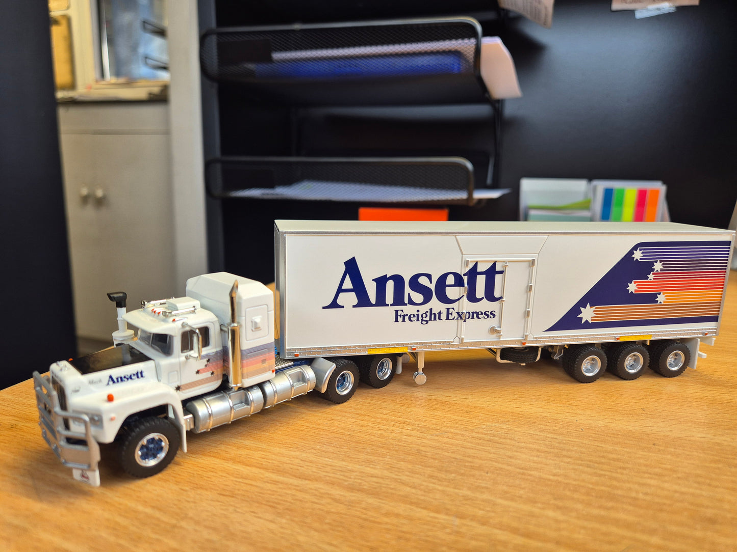 1/64 Ansett Freight Express 12036