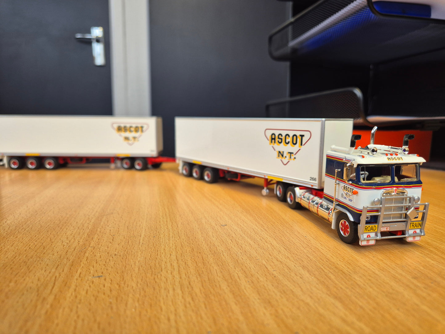 1/64 Ascott N.T Road Train Set 12035