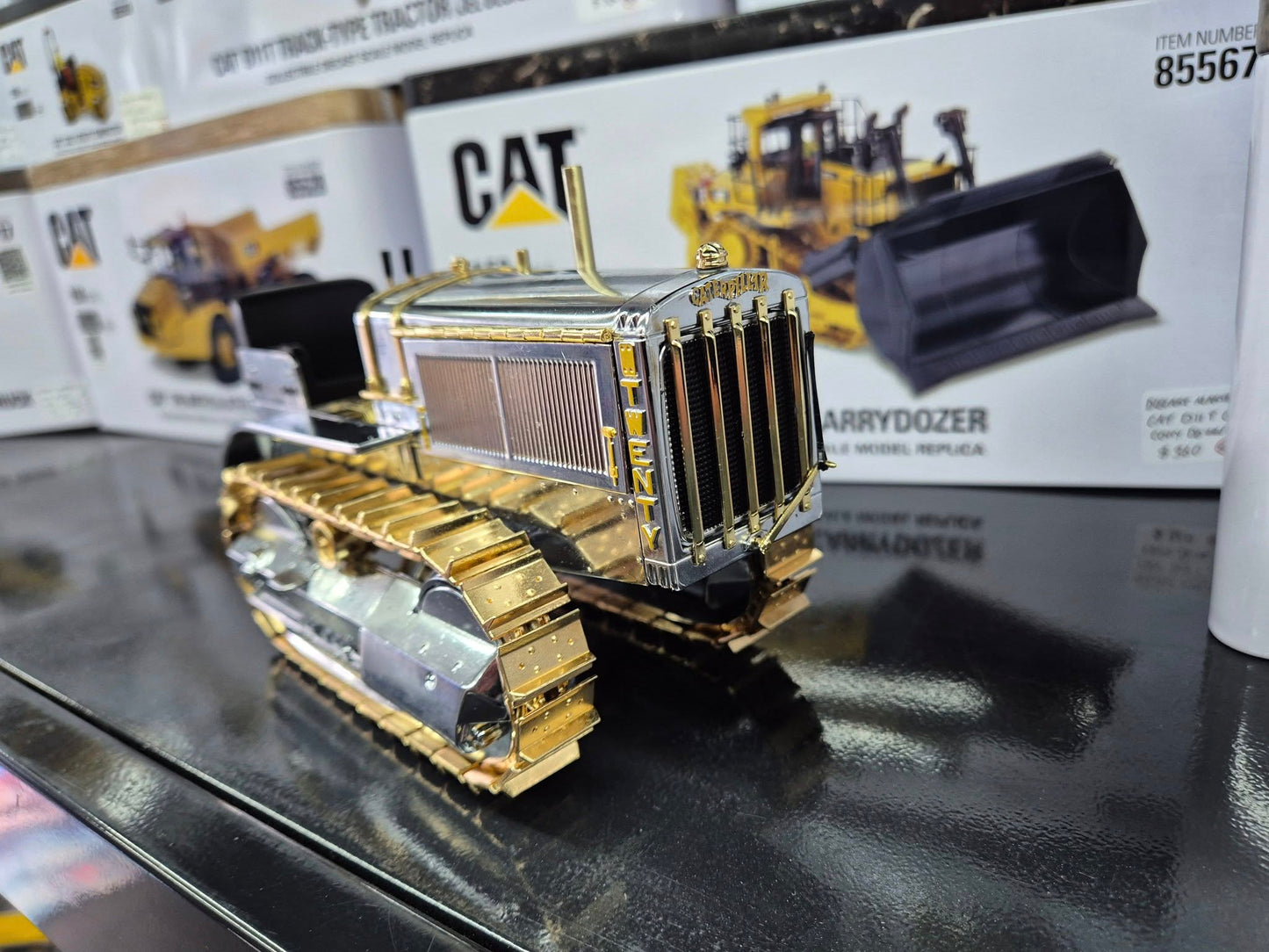 1/16 Cat Twenty Tractor 100th Anniversary Edition