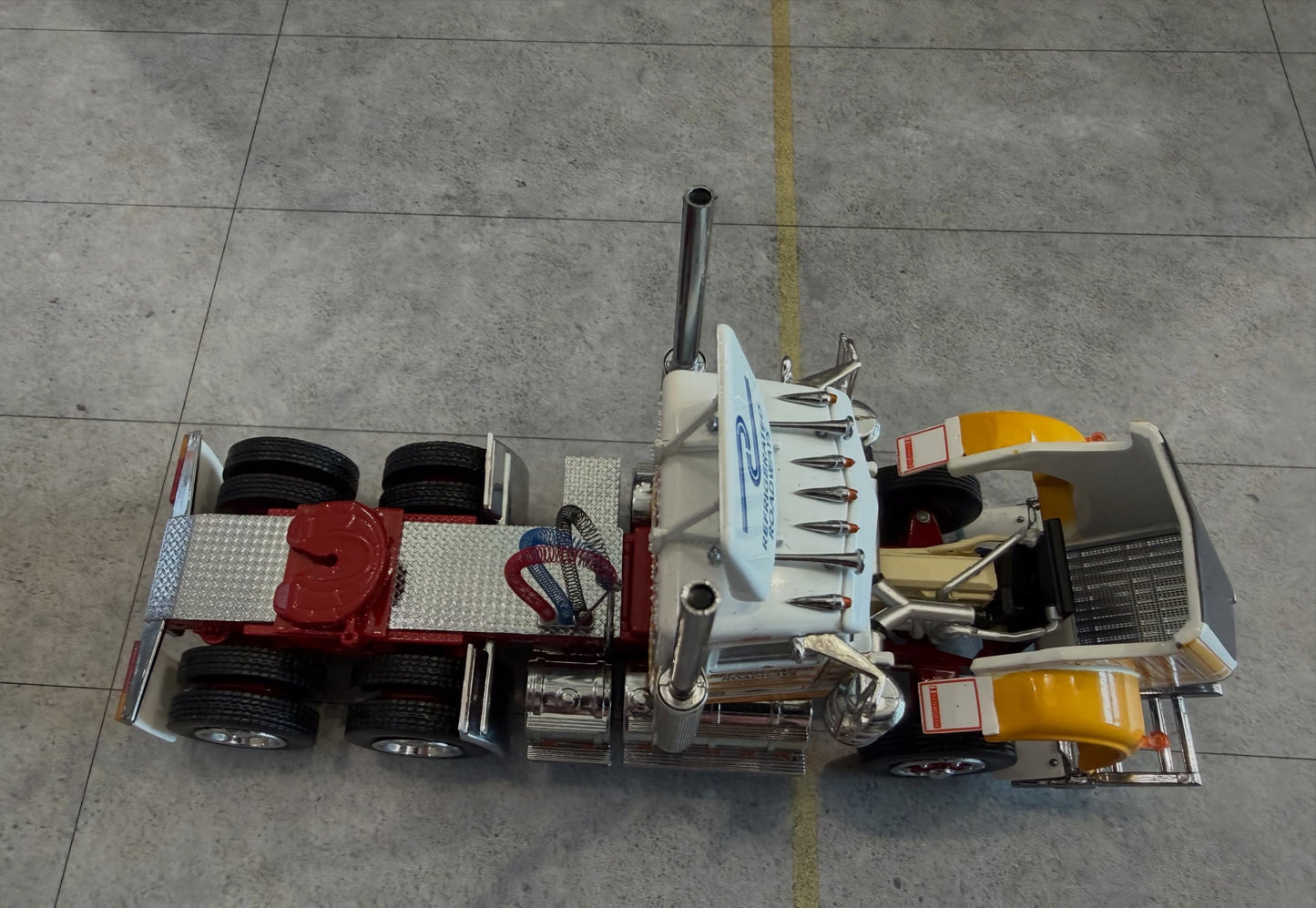 1/50 W900 Refrigerated Roadways