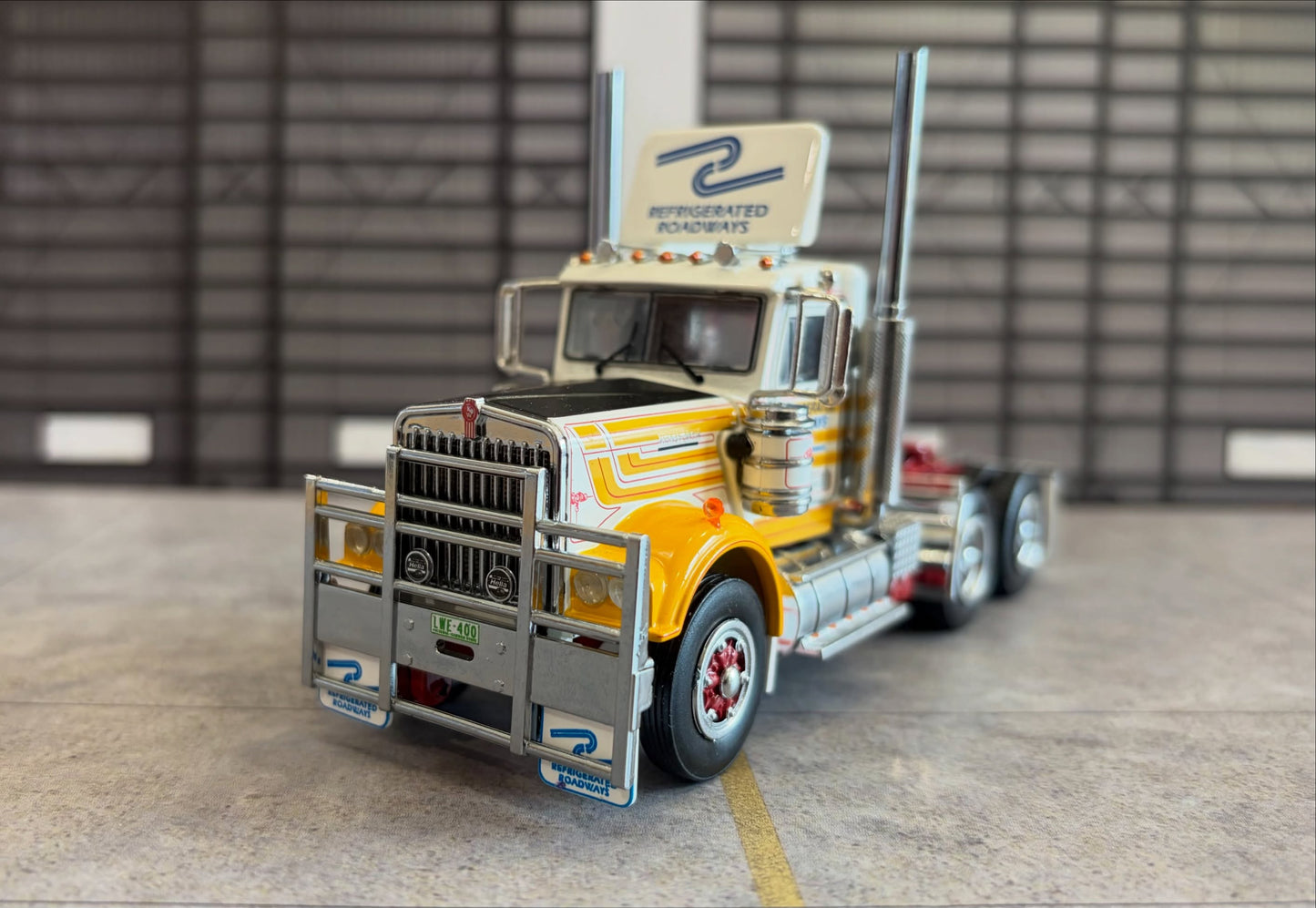 1/50 W900 Refrigerated Roadways