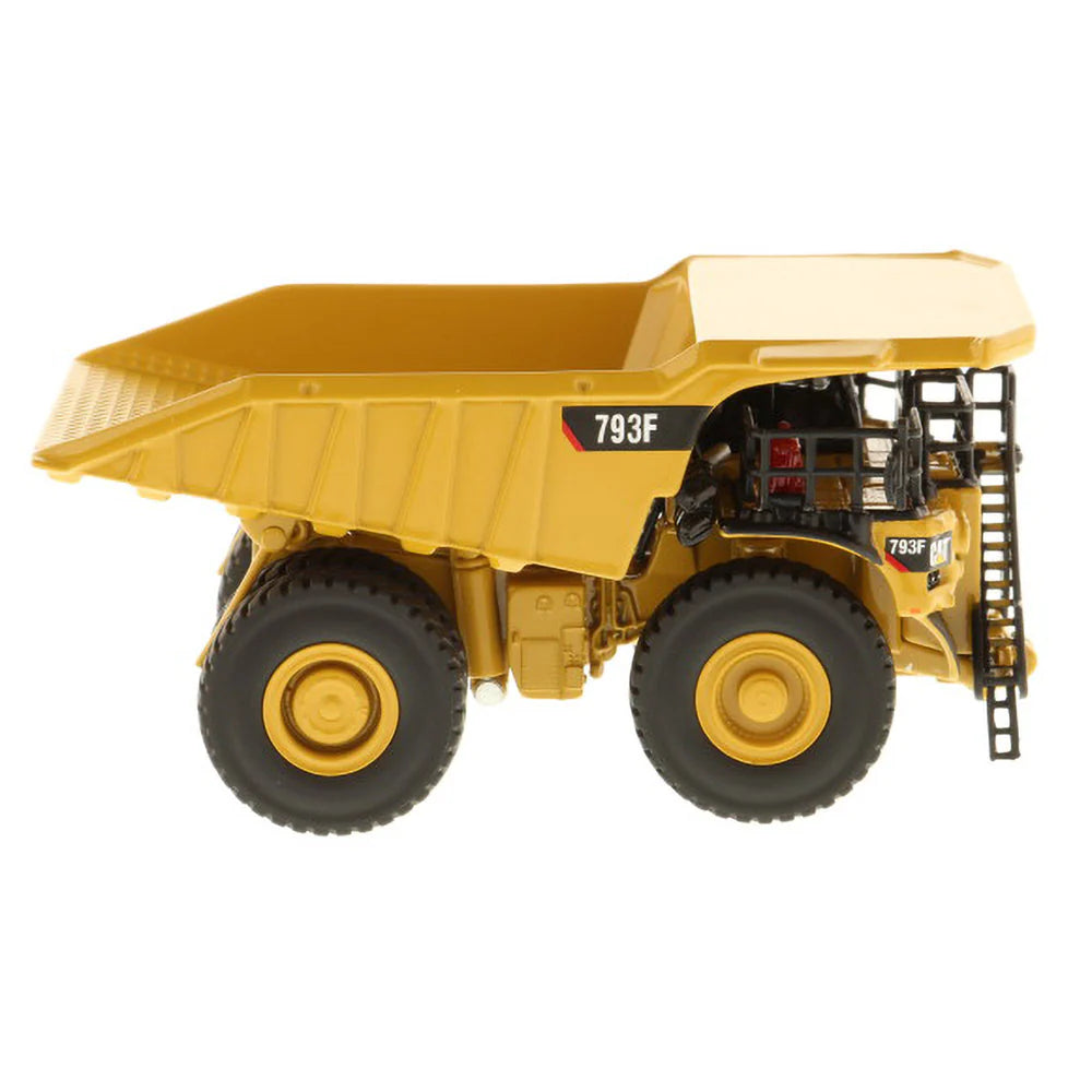 1/125 Cat 793F Mining Truck