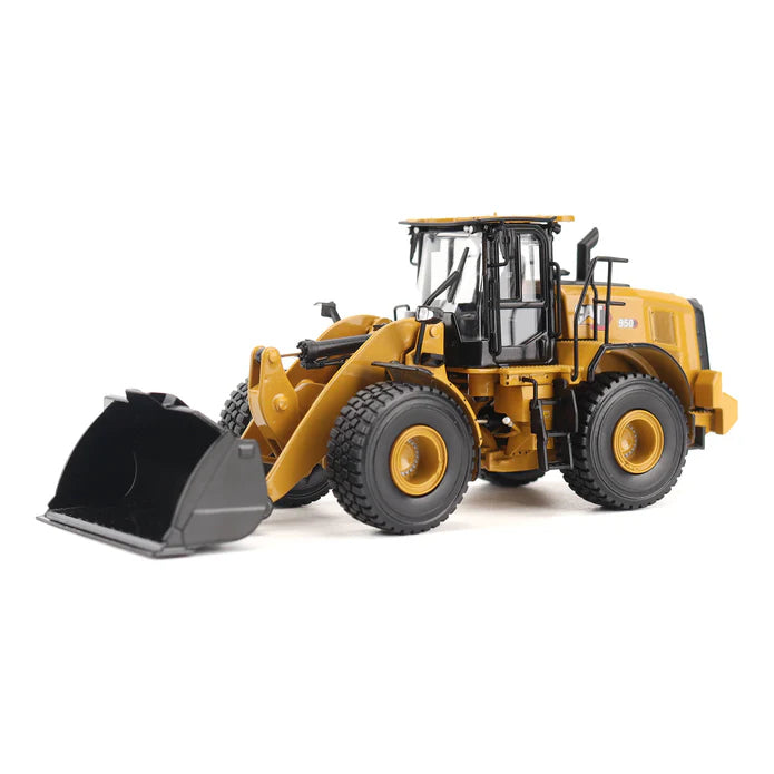 1/50 Cat 950 Wheel Loader High Line Series