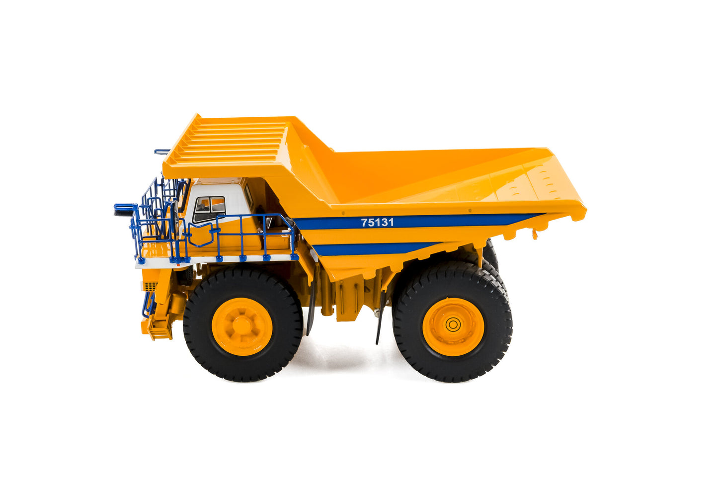 1/50 Belaz Dump Truck 130-136 ton  75131