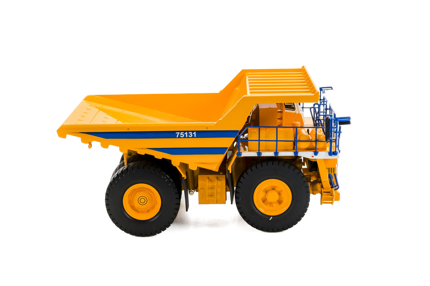 1/50 Belaz Dump Truck 130-136 ton  75131